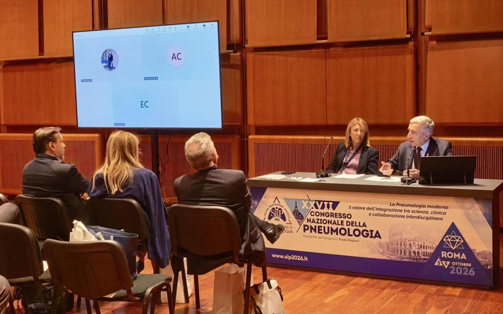 I proff. Carpagnano e Richeldi al tavolo di presidenza